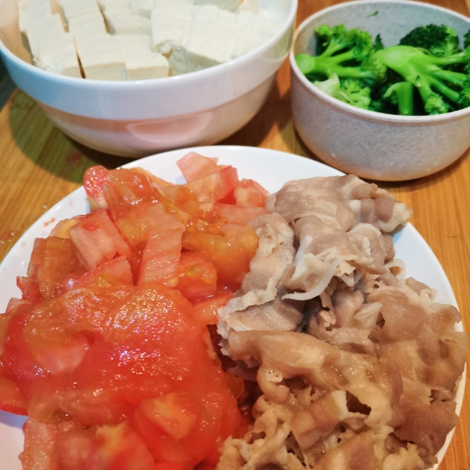 番茄肥牛豆腐汤的做法 步骤4