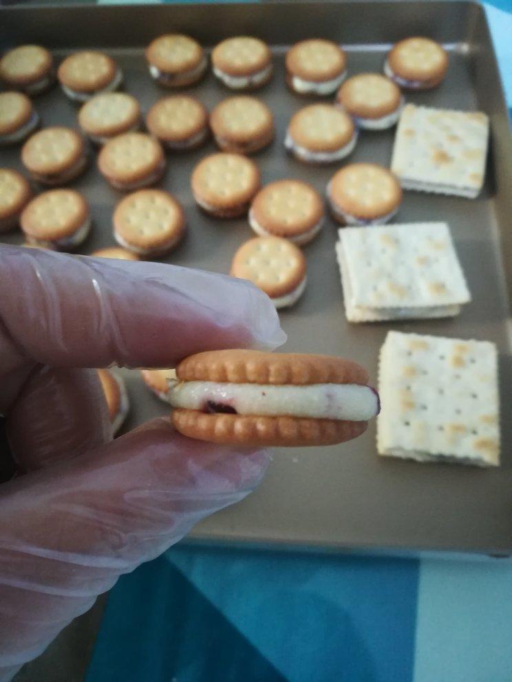 纽扣饼干（牛轧夹心）