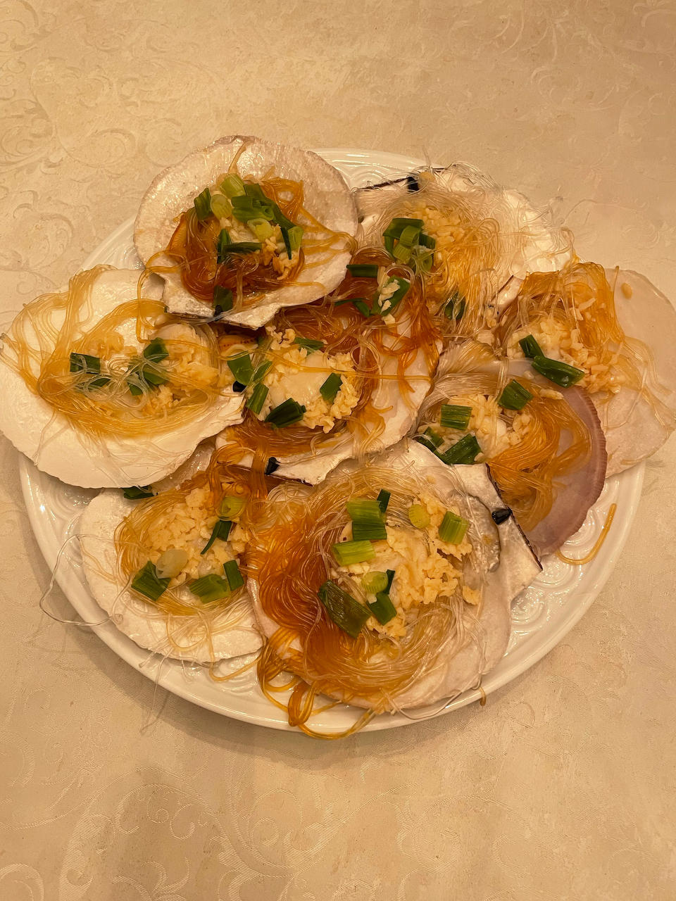 零失败的蒜蓉粉丝蒸扇贝