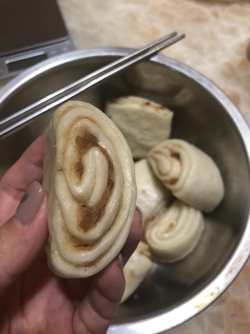 零难度学做香喷喷喧腾腾的花生酱大花卷