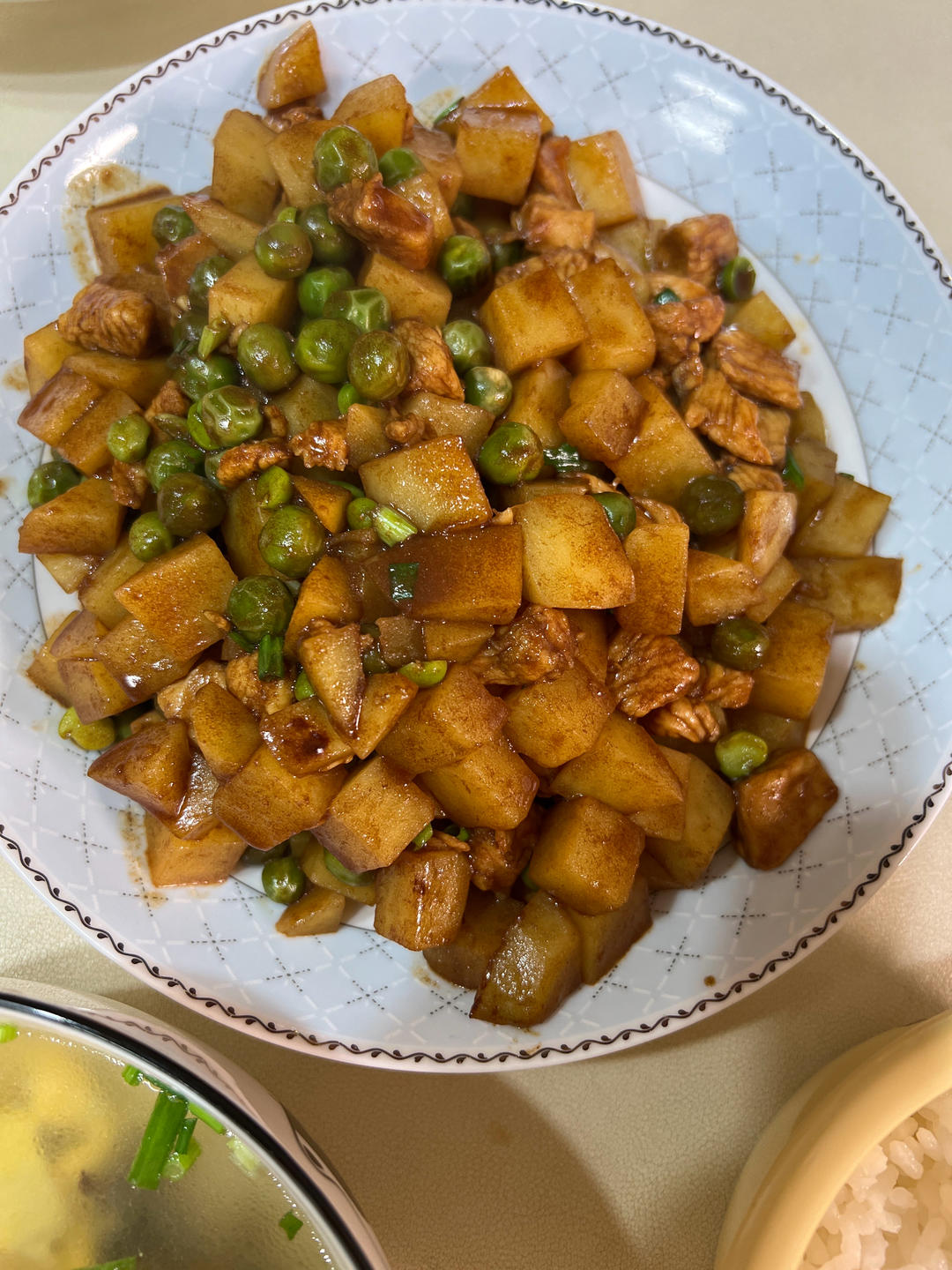 一道怎么做都好吃的干煎土豆鸡丁（红烧，咖喱，椒盐，孜然）