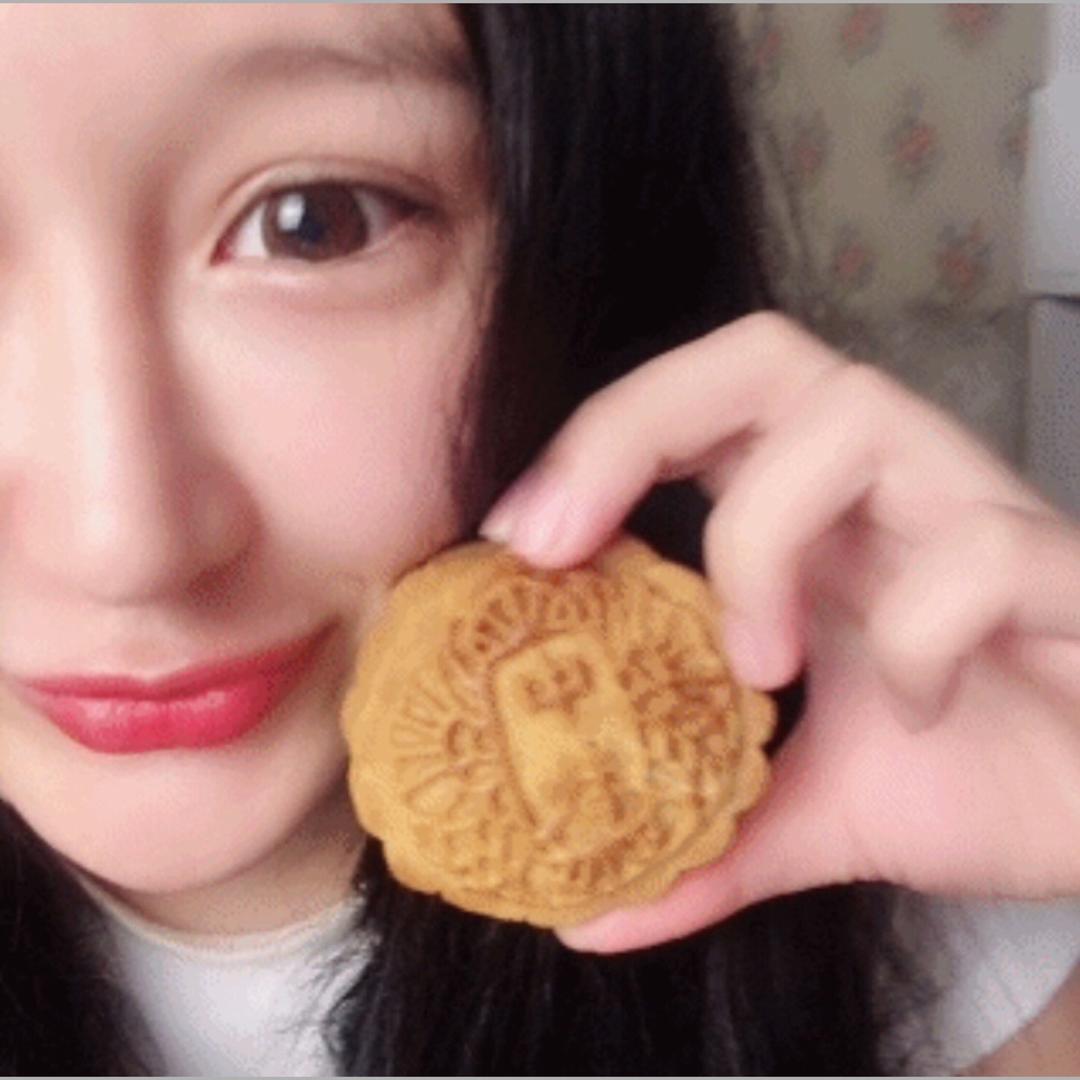 广式月饼——蛋黄莲蓉月饼