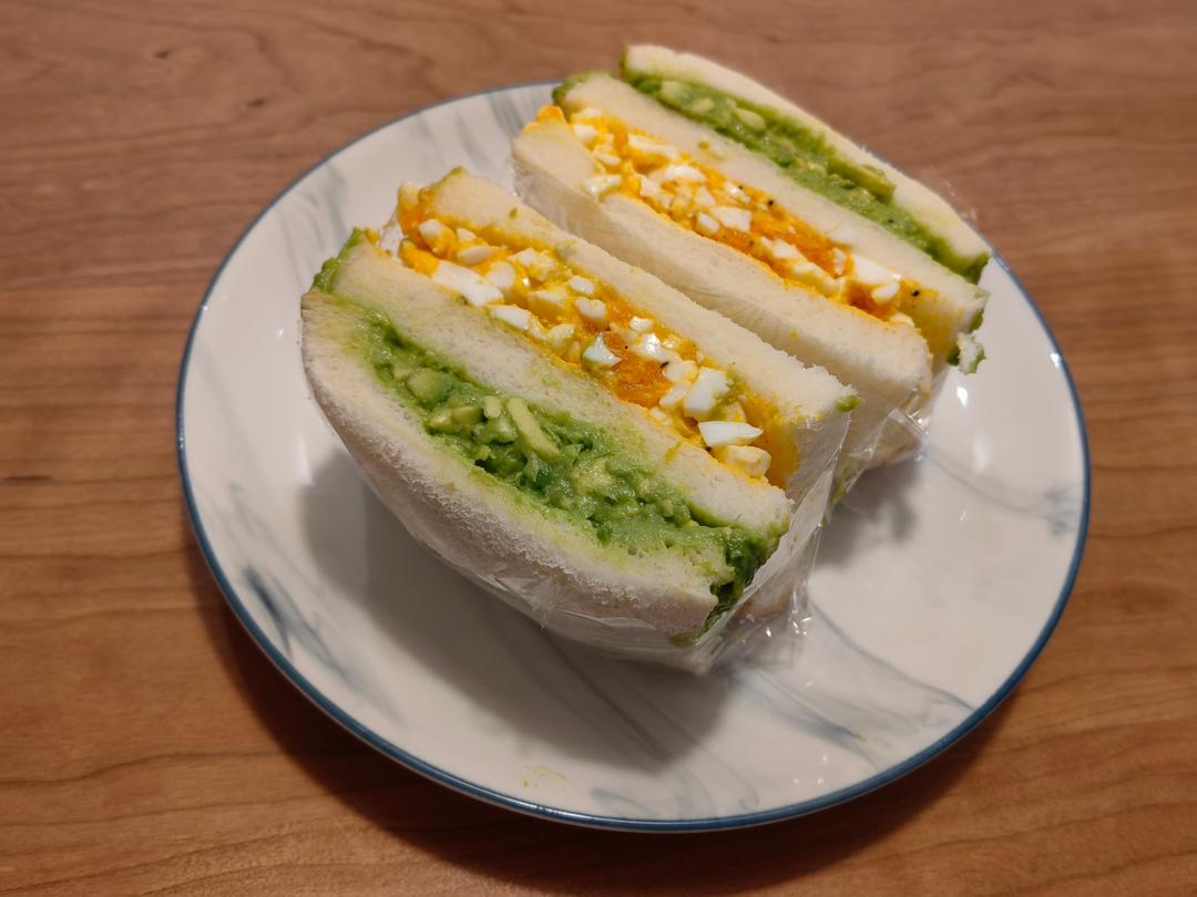 冬日小清新～牛油果鸡蛋沙拉三明治