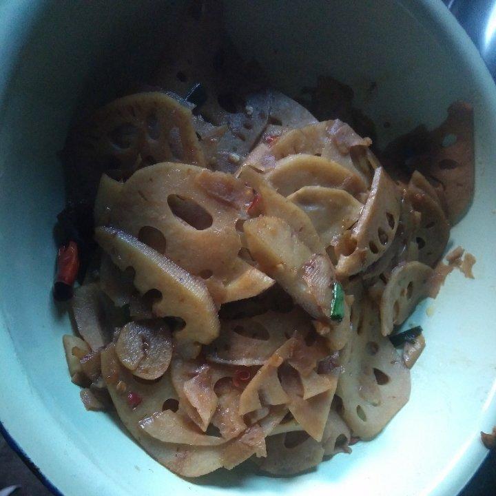 酸香爽辣炒藕片