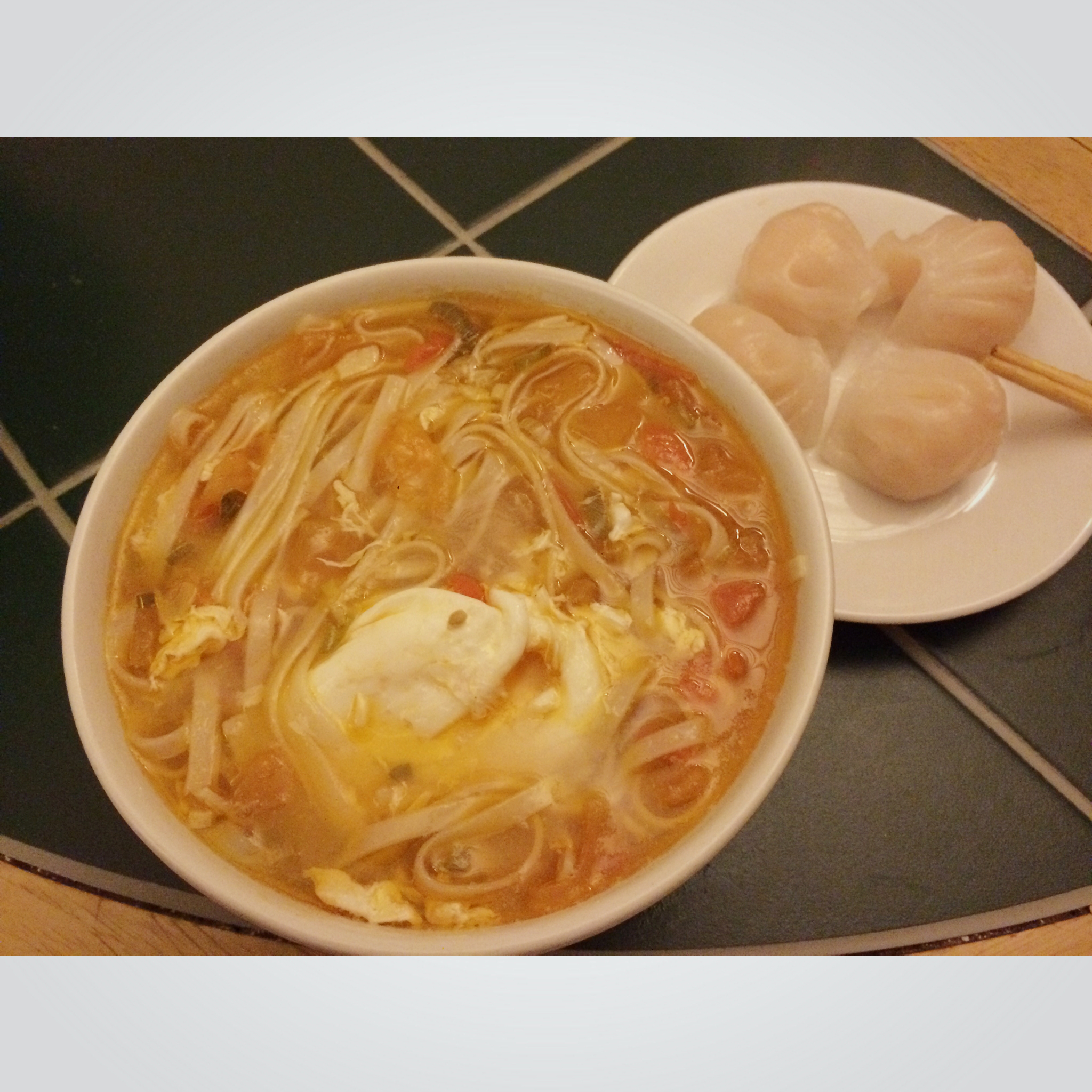 最家常的普通汤面——西红柿鸡蛋龙须面