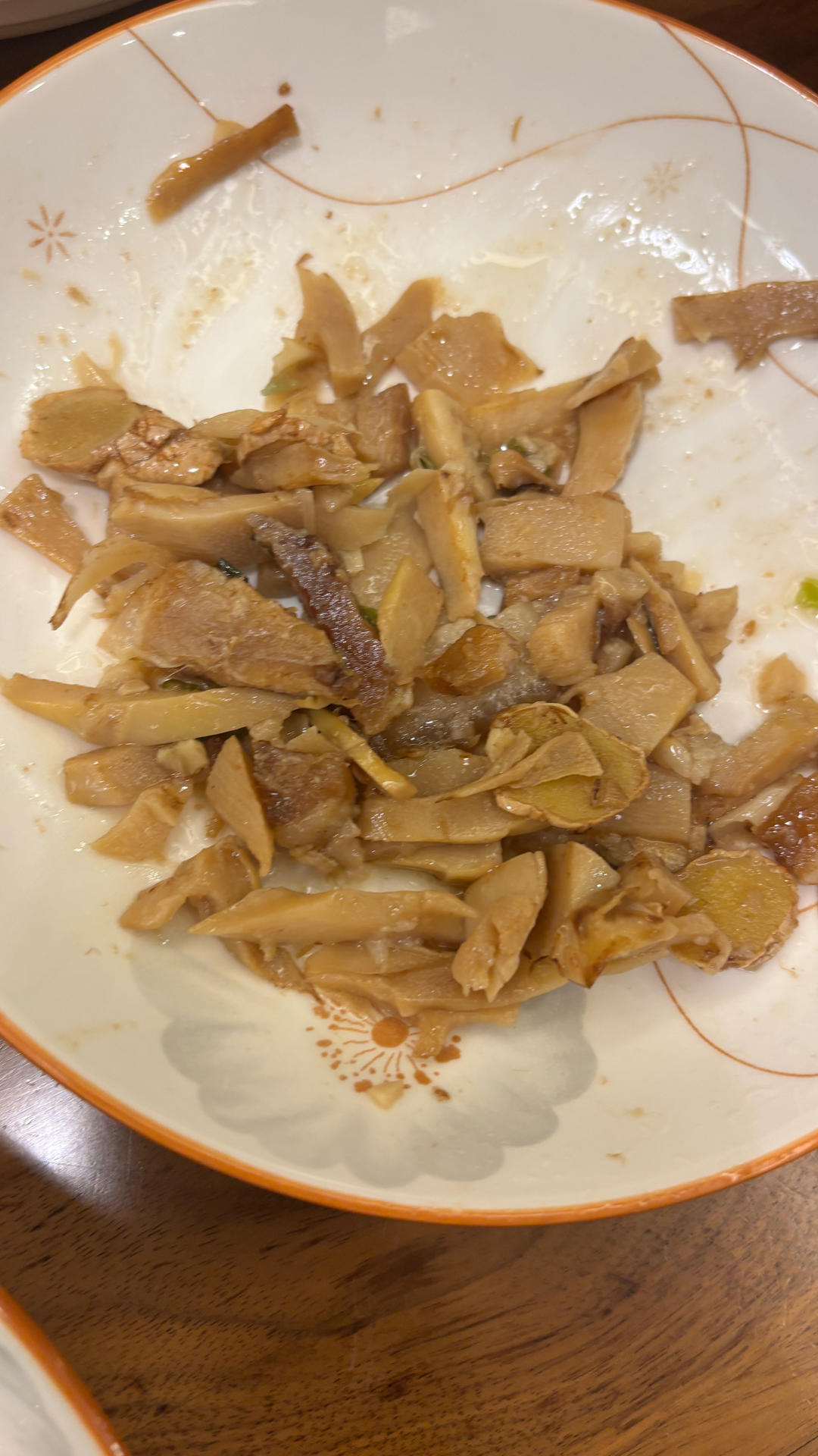 一个人能吃两盘的油焖笋