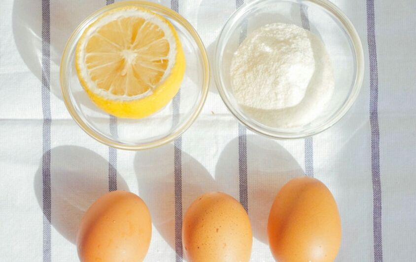 蛋黄溶豆（无糖）的做法 步骤1