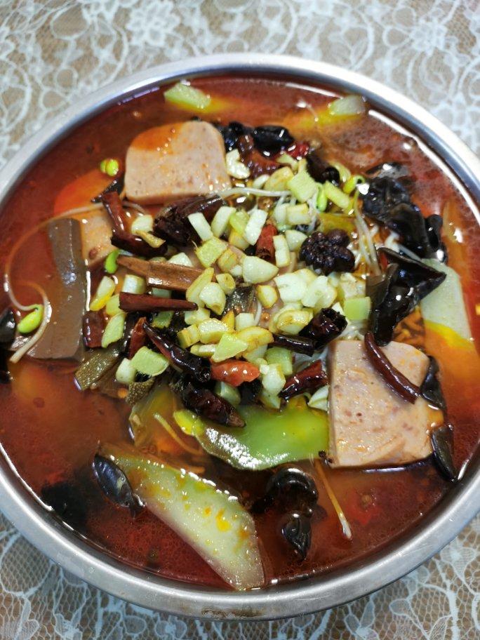 麻辣鲜香毛血旺