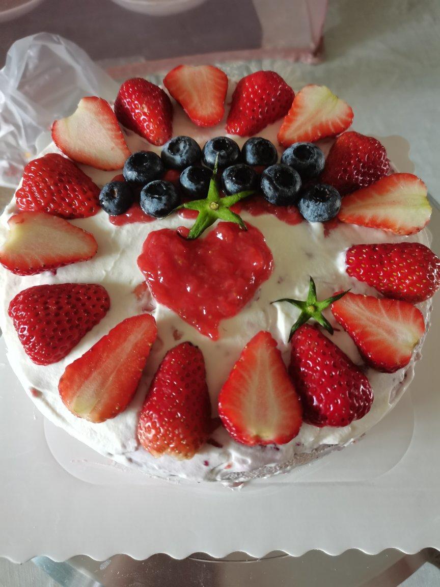 蓝莓奶油蛋糕🍰没有裱花台&裱花刀