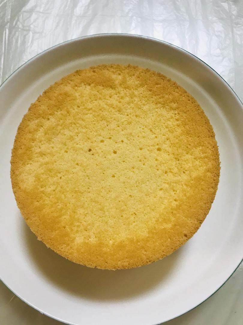 不凹底不塌陷的完美戚风蛋糕