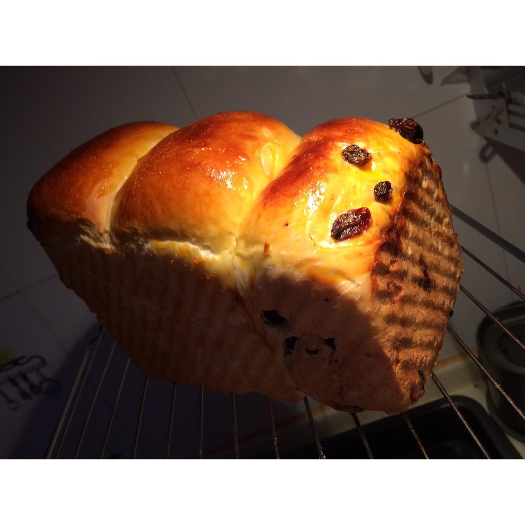 《银座顶级吐司》—— 葡萄干吐司（中种制法）