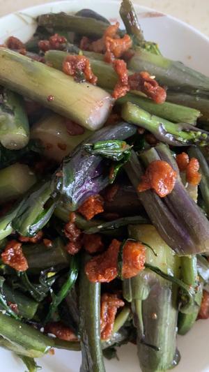 清炒红菜苔的做法 步骤2