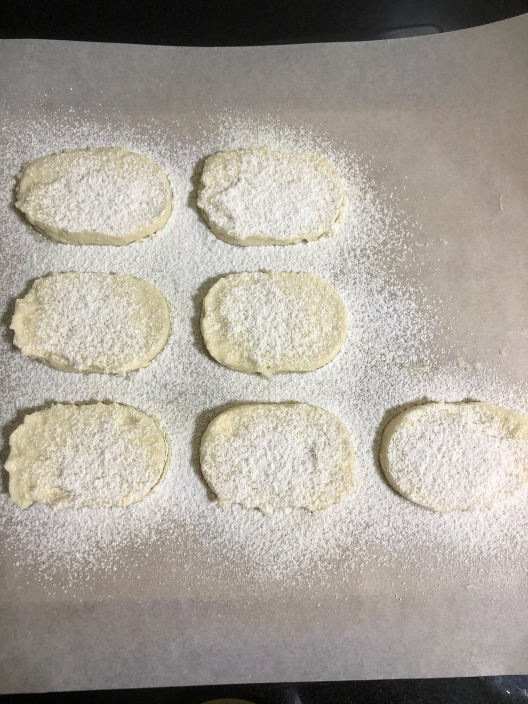 法式达克瓦兹佐咖啡奶油霜