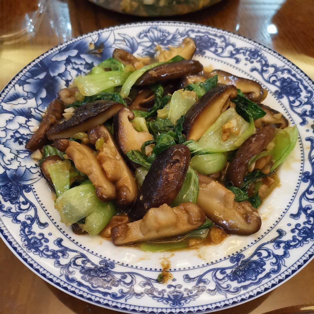 简易版香菇扒油菜