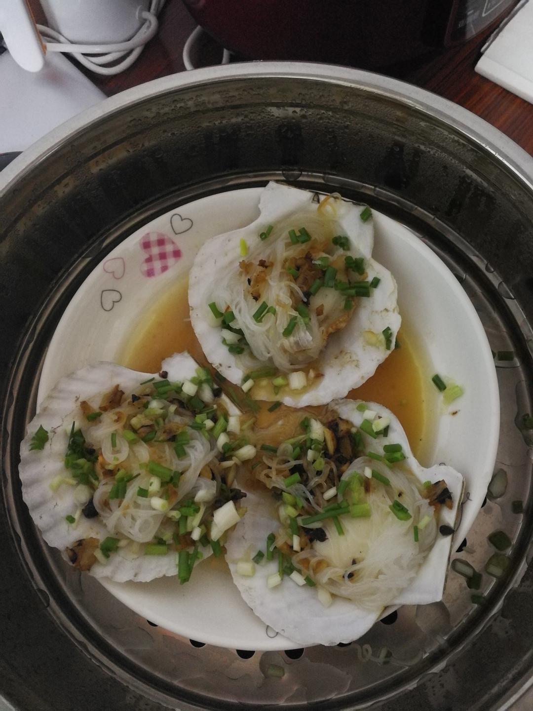 蒜蓉粉丝蒸扇贝