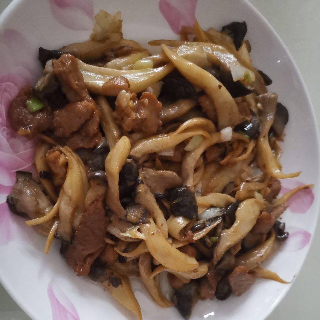 鲜美蘑菇/平菇炒肉
