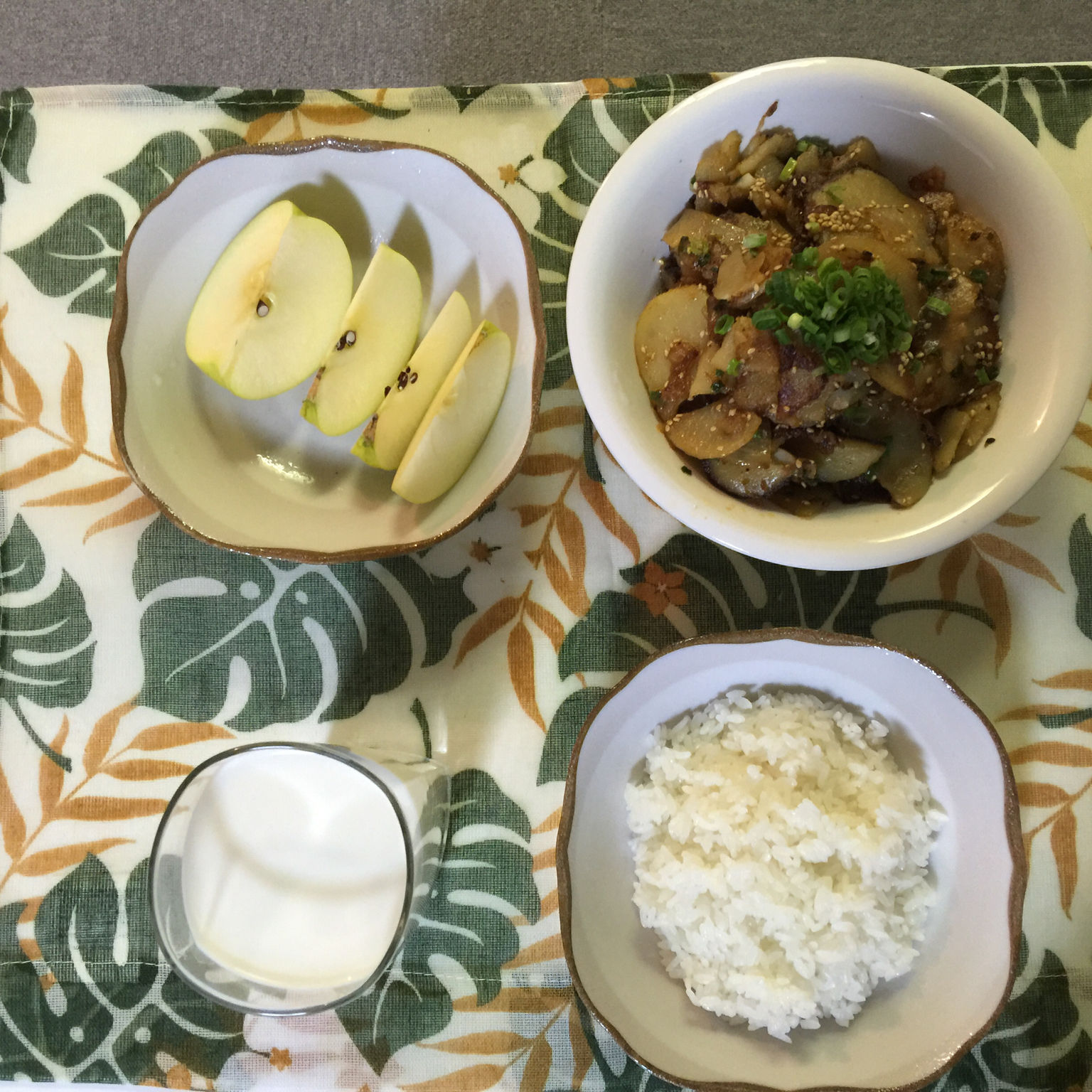 边吃边流泪的「孜然土豆片」