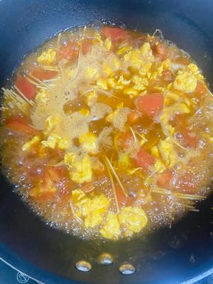 超好吃的西红柿鸡蛋面的做法 步骤3