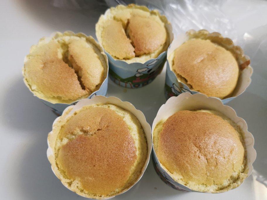 红酒戚风蛋糕仔