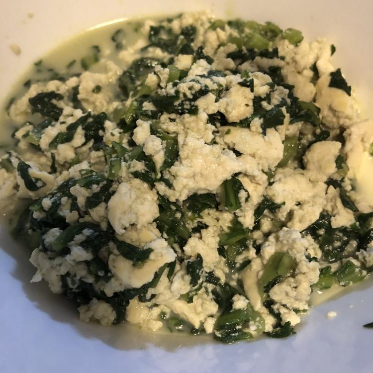 茼蒿小豆腐一五分钟美食