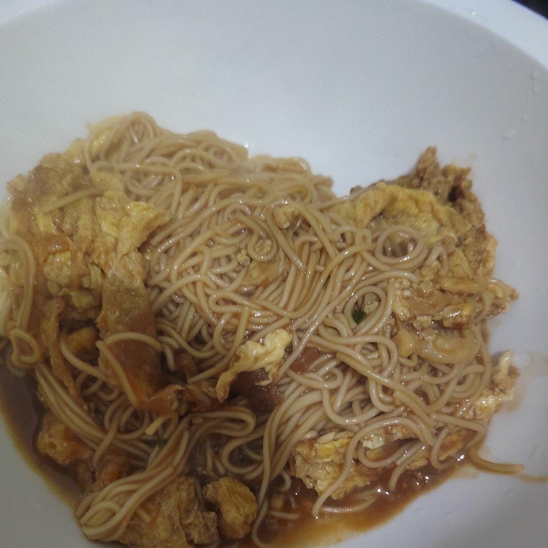 鸡蛋酱面