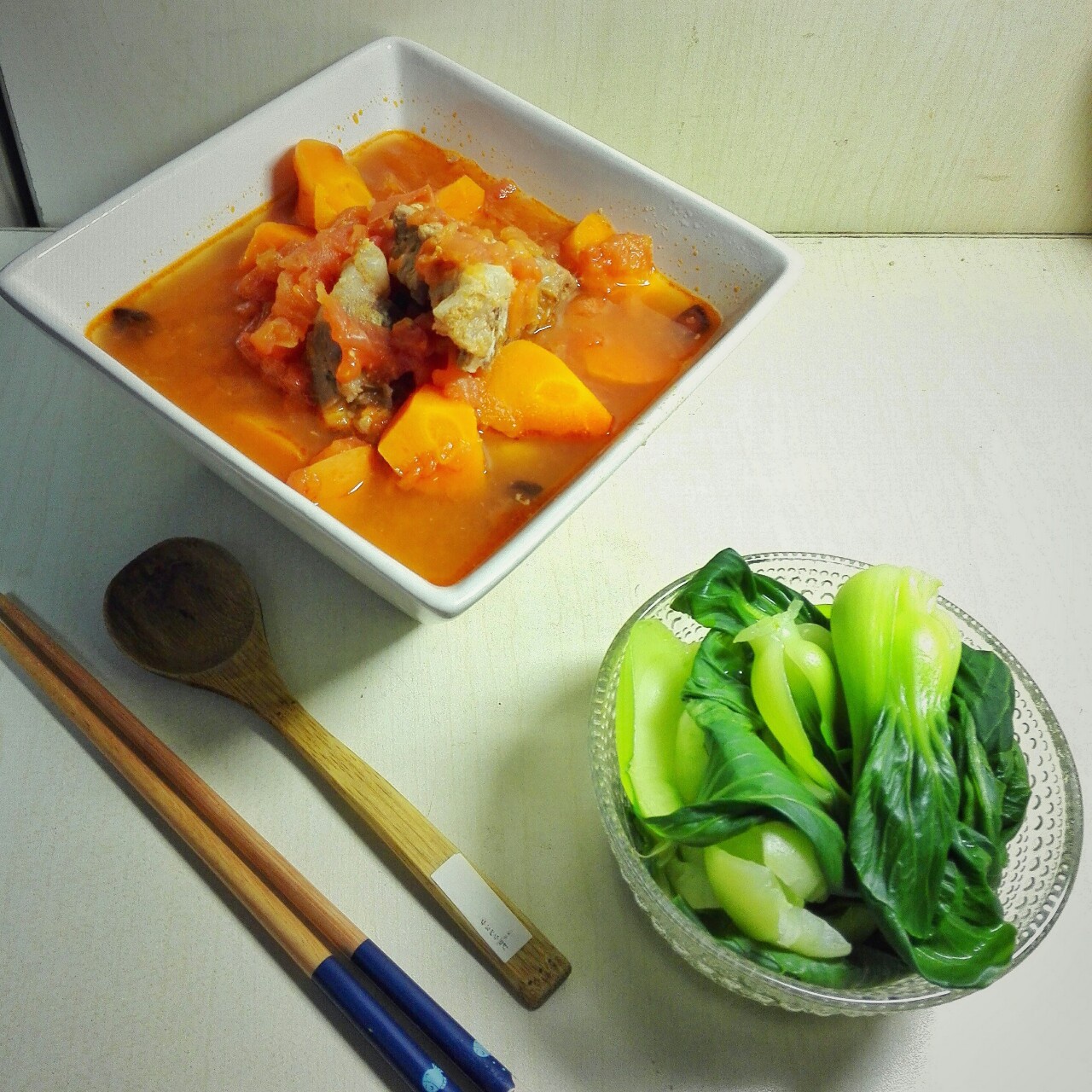 番茄炖腔骨