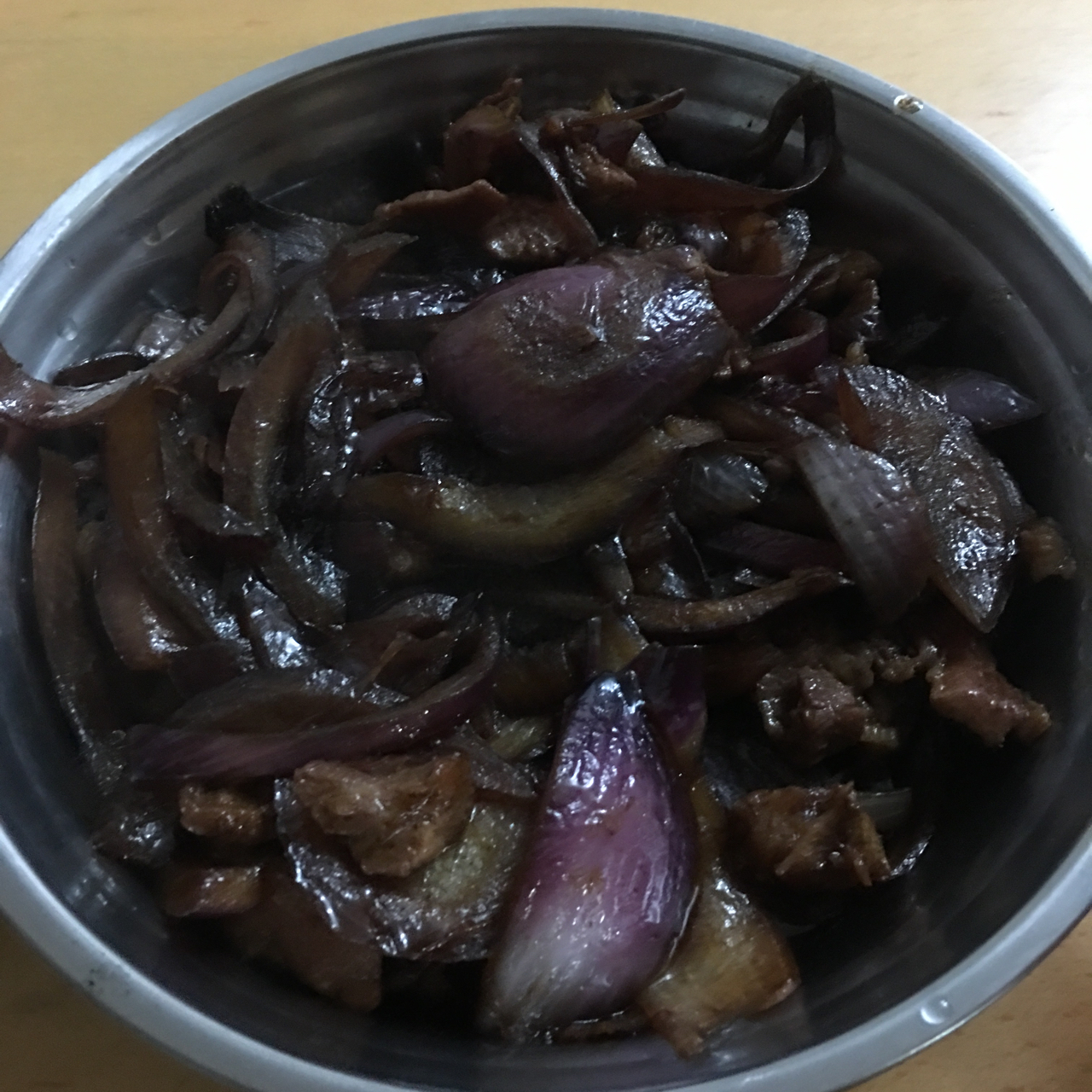 洋葱炒肉