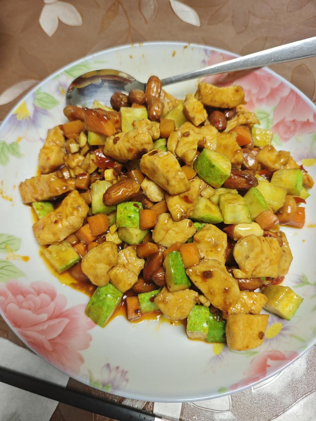 今日菜谱：宫保鸡丁