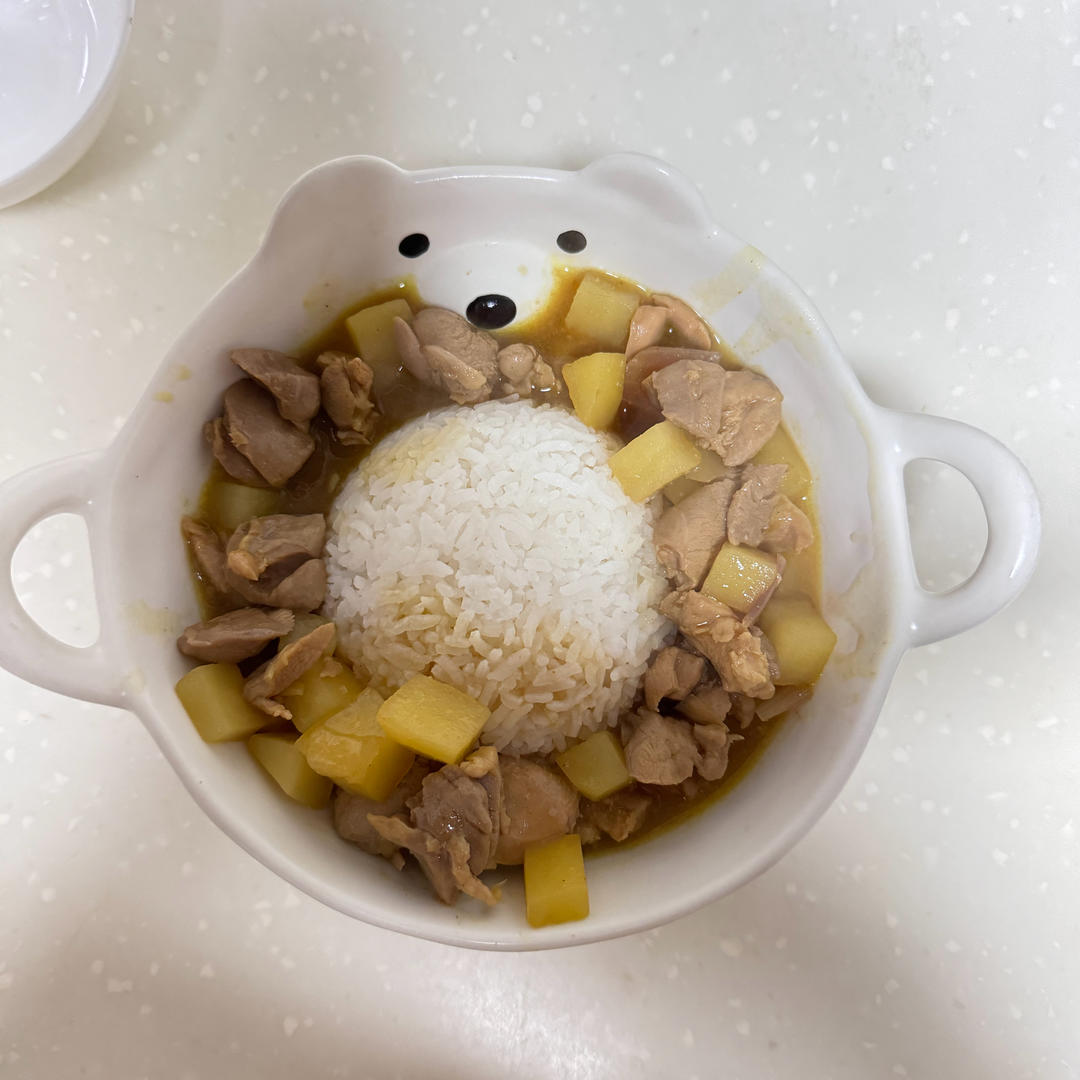 可爱暴击💥你点的小鸡咖喱饭来啦