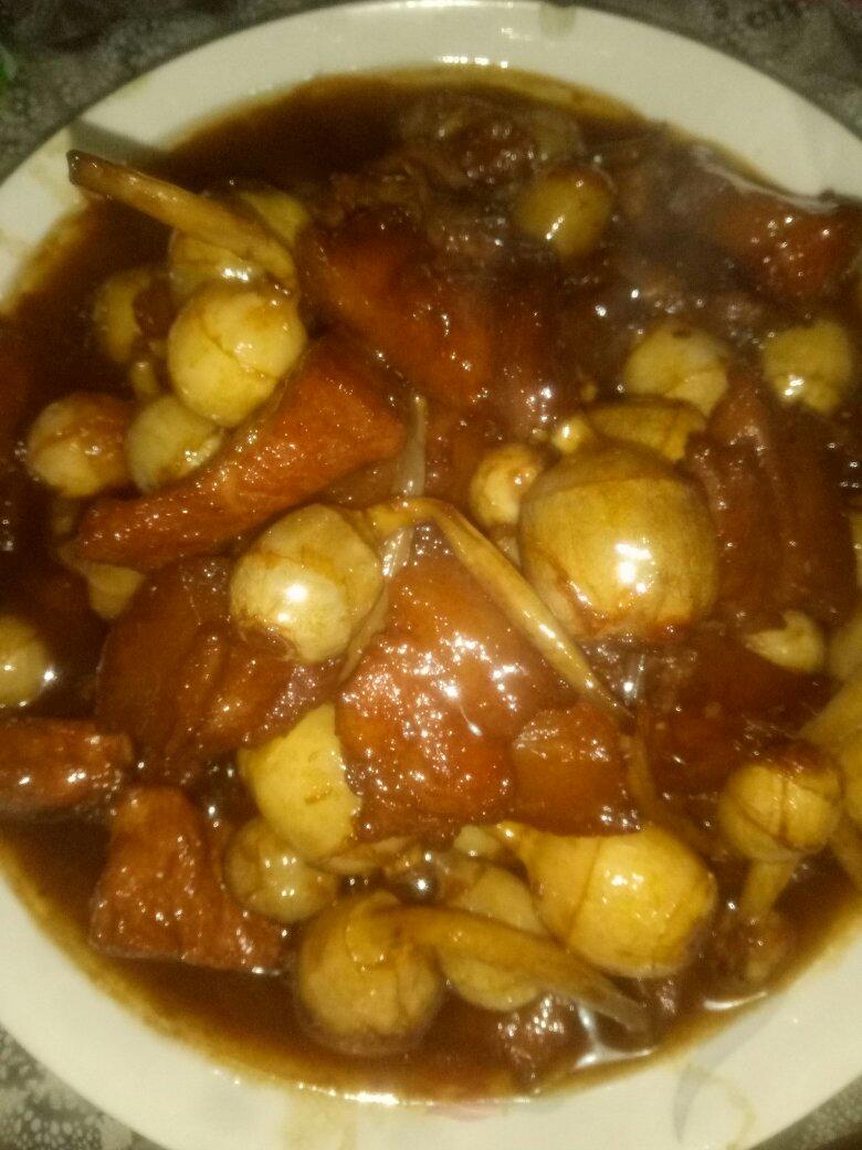 茨菰红烧肉