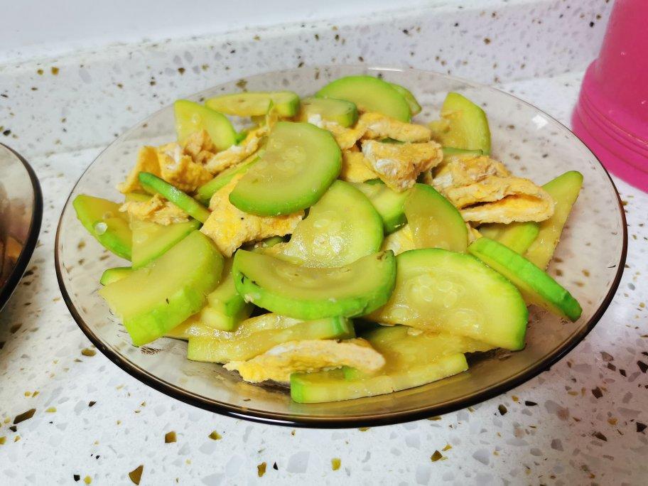 西葫芦炒鸡蛋(从不修图，拒绝夸张)