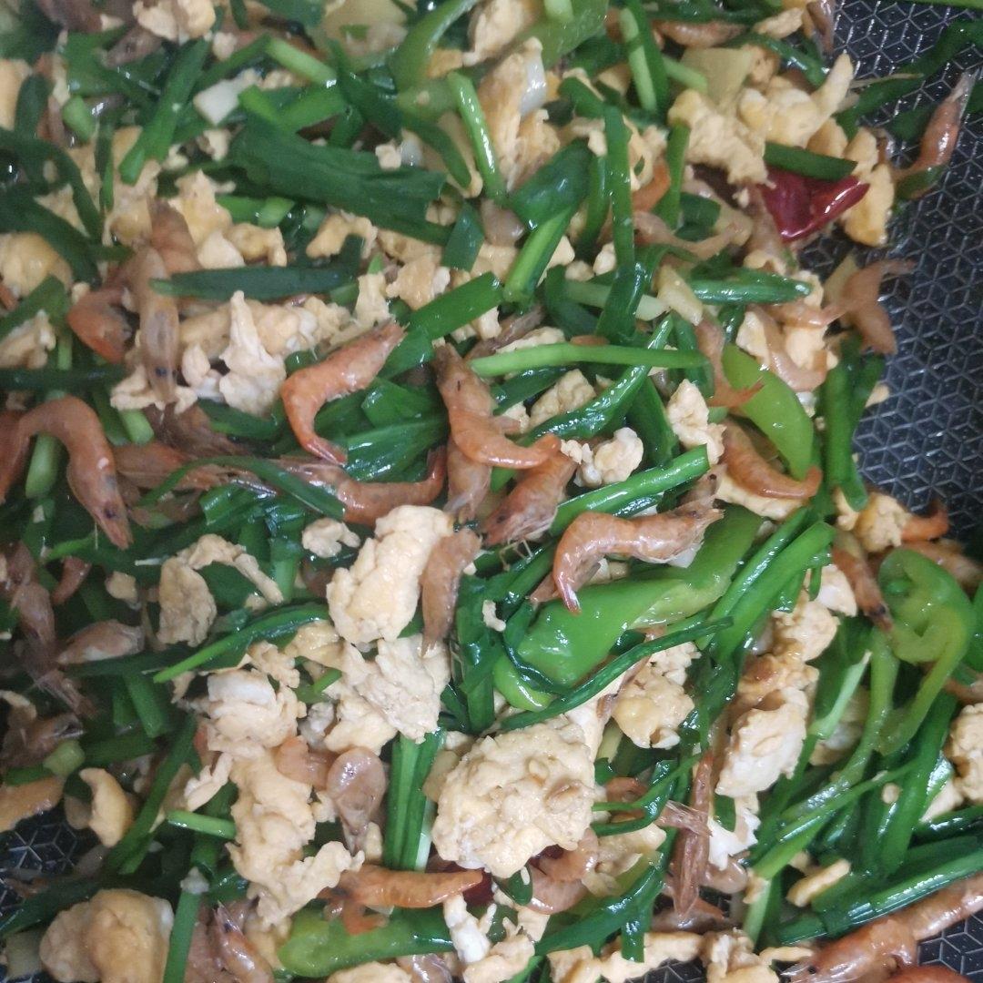 韭菜炒河虾