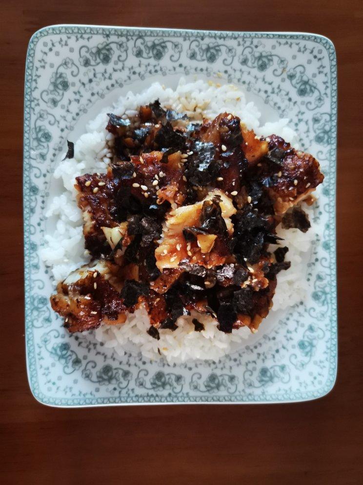 蜜汁巴沙鱼盖饭