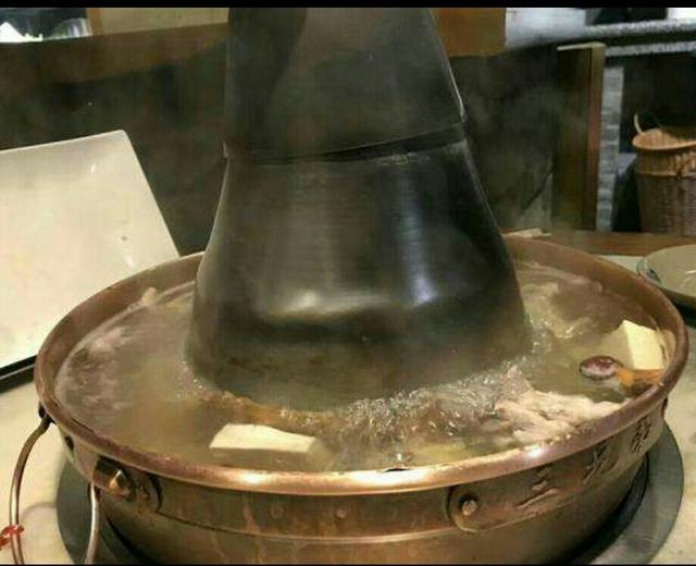 老北京涮羊肉锅底的做法