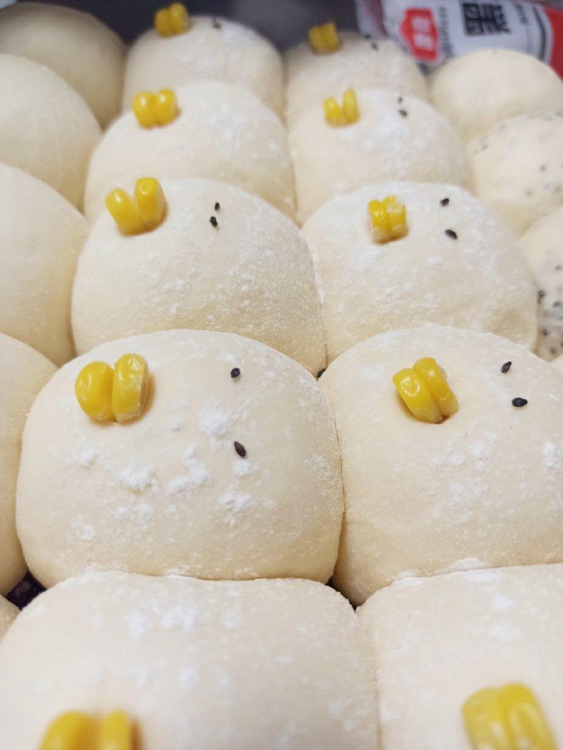 小鸡排包 面包 餐包 挤挤小面包