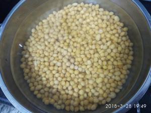 自制黄豆芽的做法 步骤1