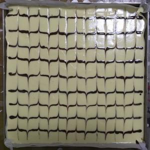 千叶纹蜜豆蛋糕卷的做法 步骤8