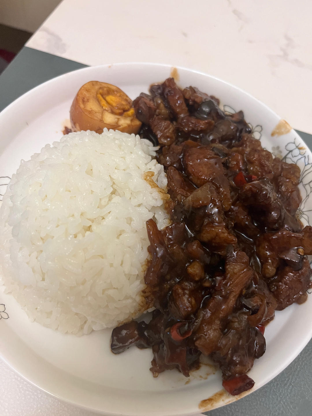 入口即化肥而不腻吃上一百次都还想吃的神仙卤肉饭！！！（台式）