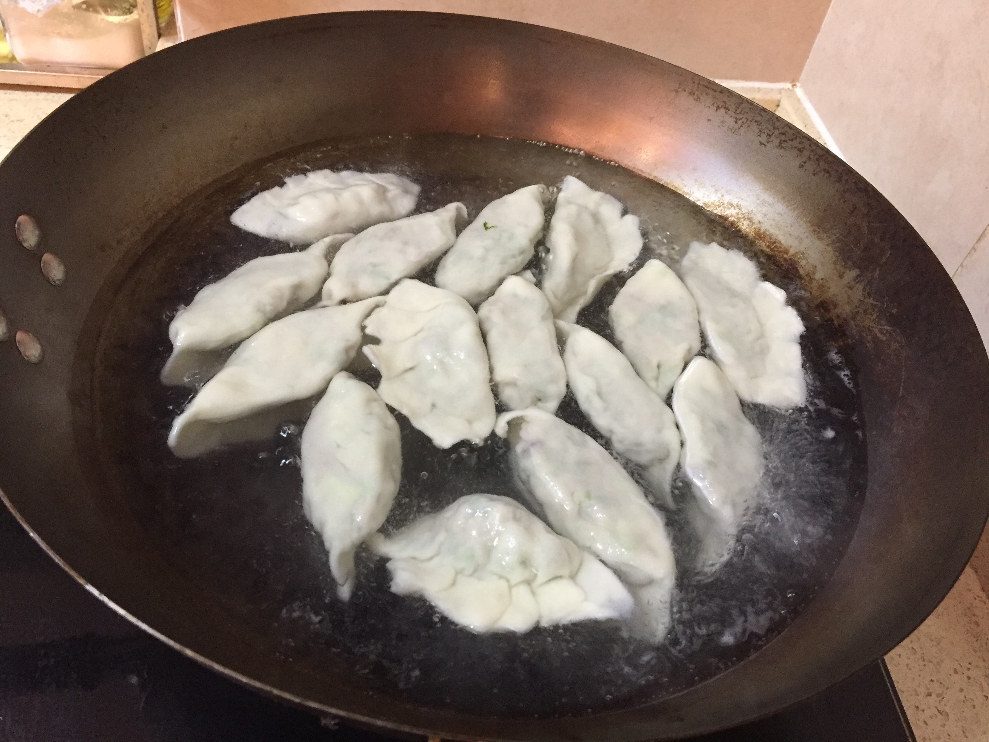 韭菜猪肉水饺的做法 步骤16