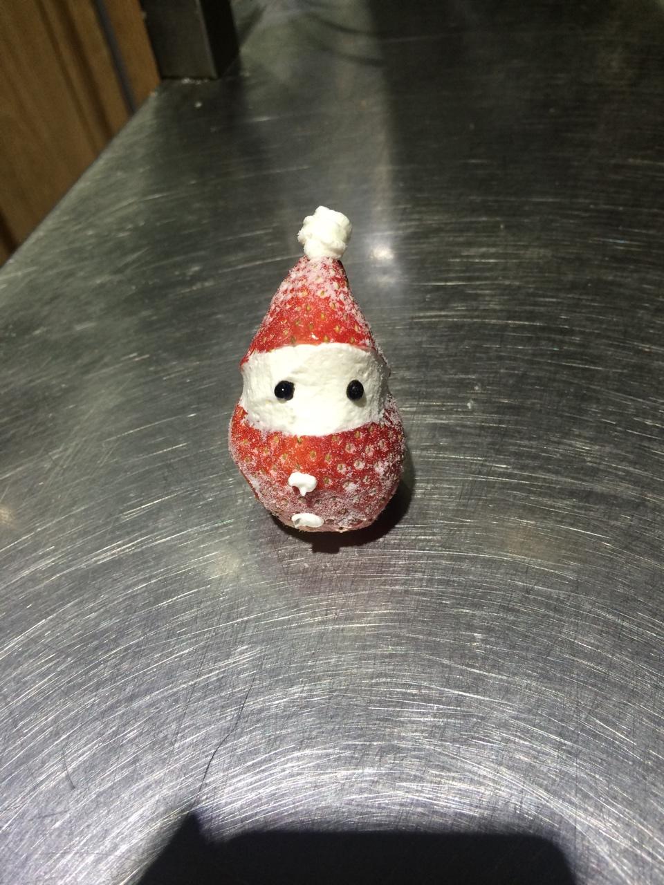 圣诞草莓雪人 红丝绒戚风裸蛋糕