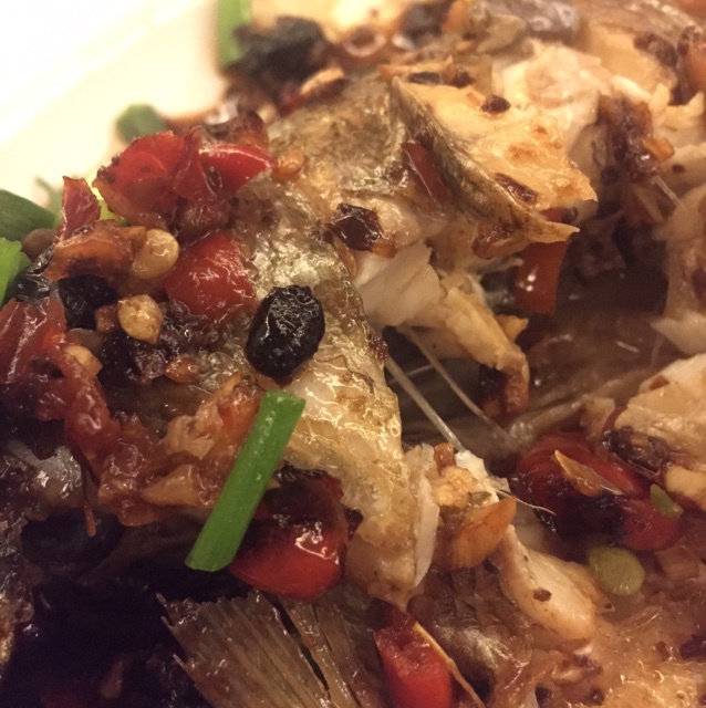 香辣豆豉干烧鲈鱼
