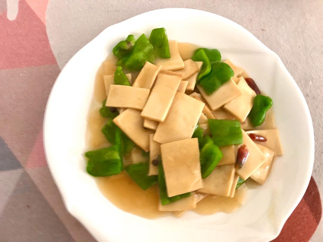 青椒炒豆皮