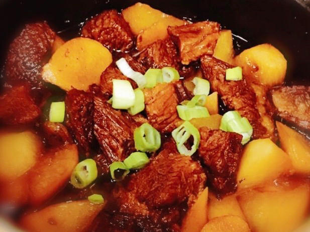 大师菜谱｜柱侯酱焖土豆牛腩