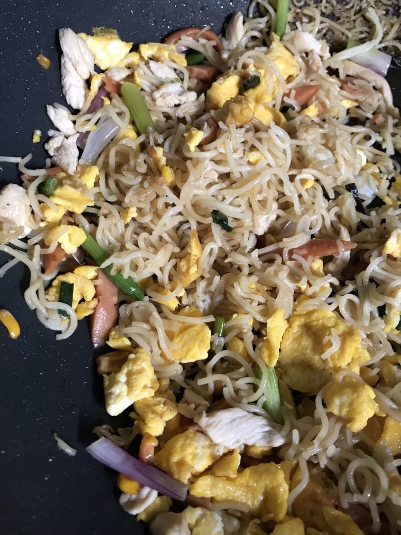 豉油皇炒面，最详细的教程，家常做法