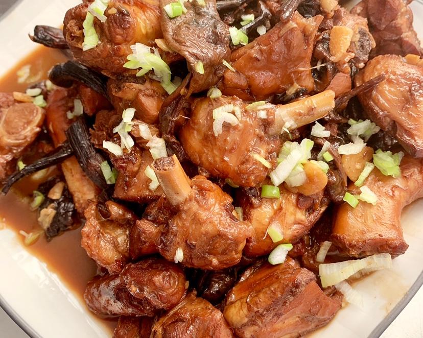 小鸡炖蘑菇的做法