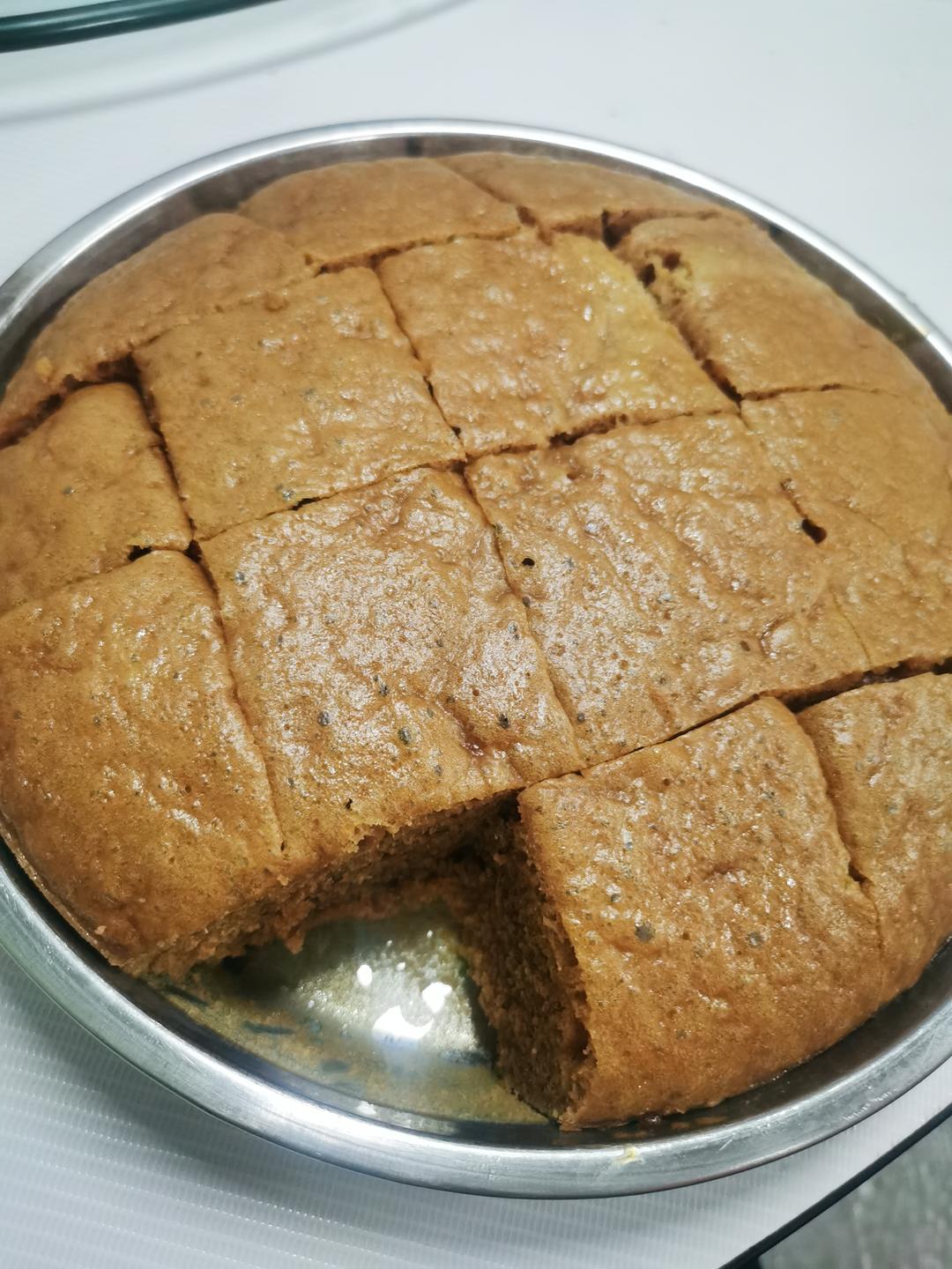 马拉糕，软糯弹韧，香甜细腻，和一般发糕不一样