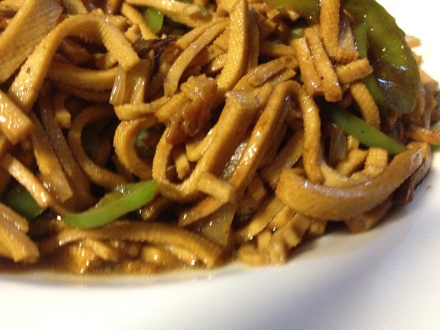 尖椒炒豆腐丝