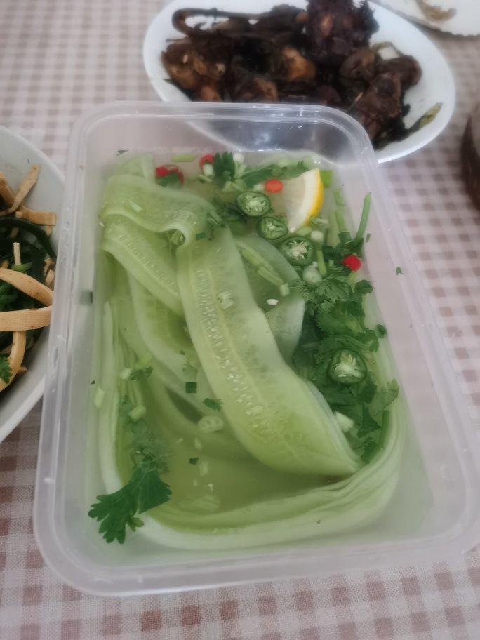 网红戚薇推荐～雪碧泡黄瓜🥒