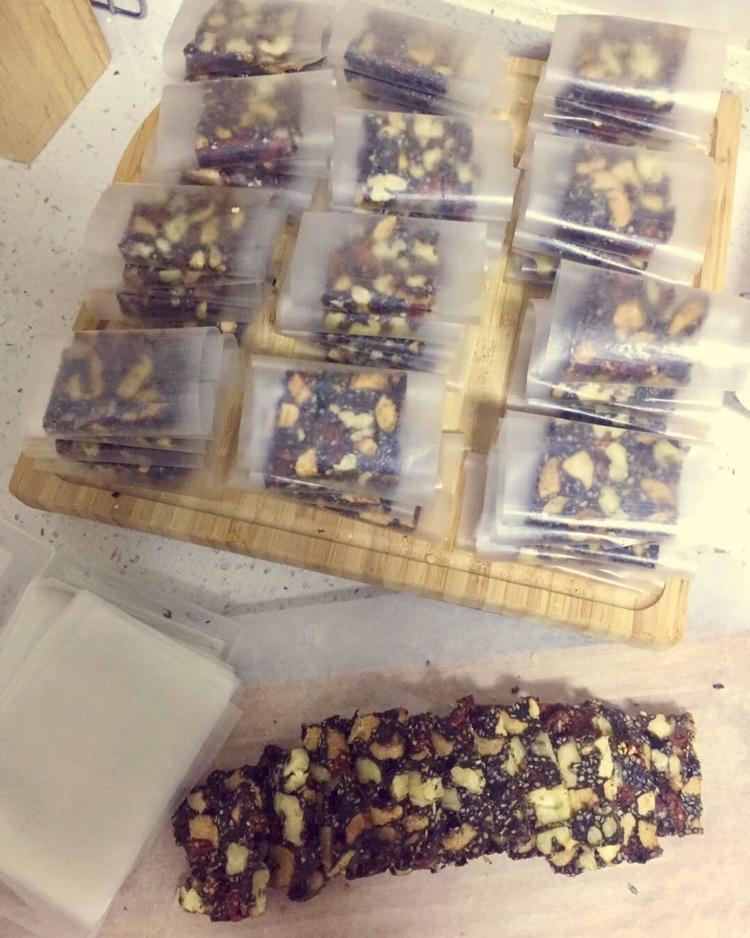 阿胶糕固元膏