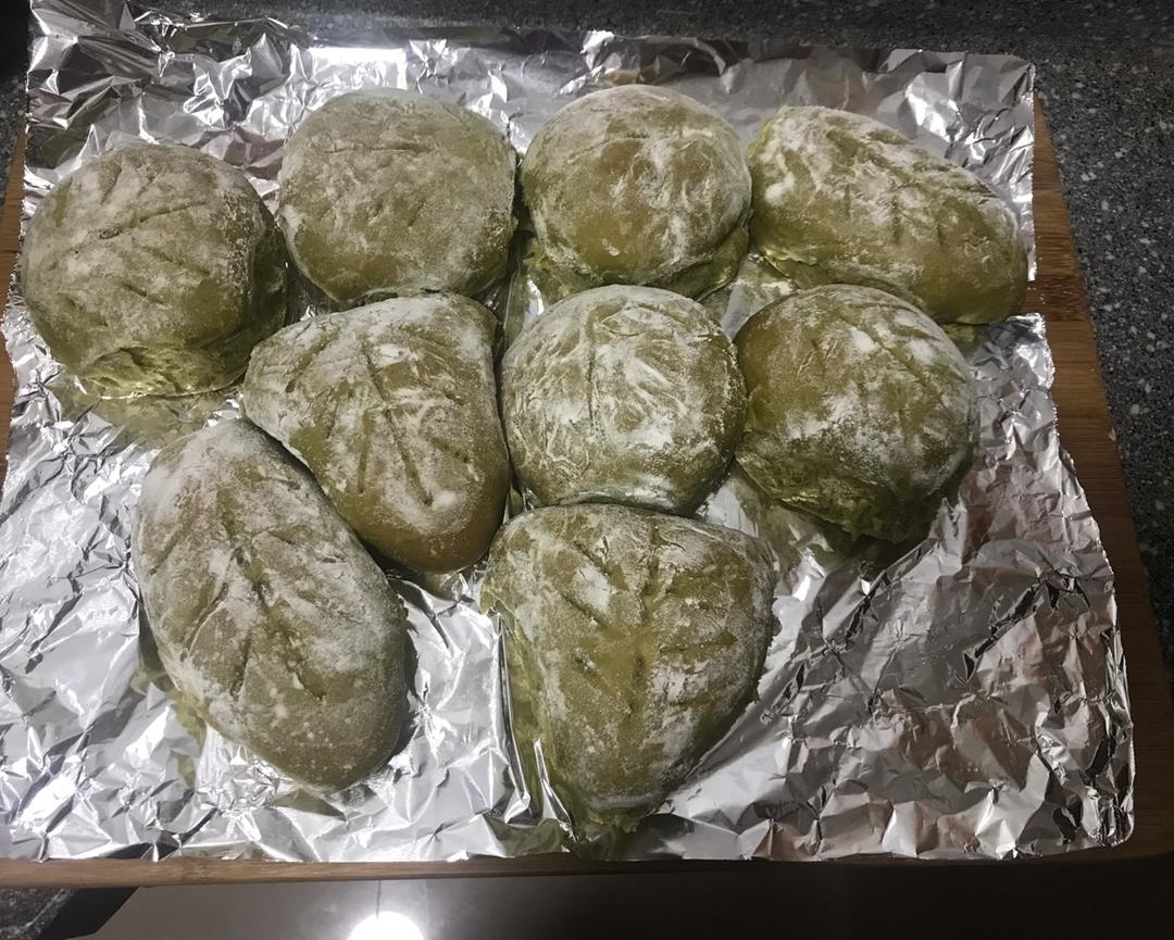 抹茶豆沙奶酪软欧包